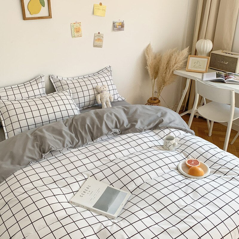 Bílá A Šedá Sada Ložního Prádla Check