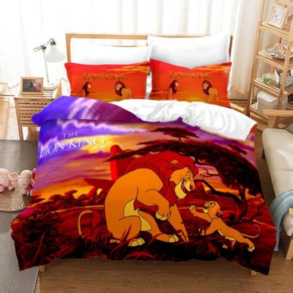 Lví Král Simba Si Hraje S Povlakem Na Peřinu Mufasa