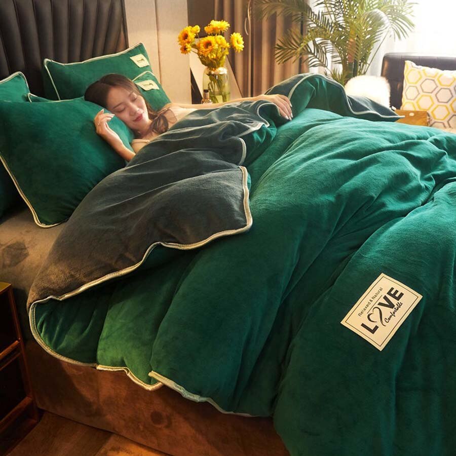 Zelený A Šedý Sametový Povlak Na Peřinu