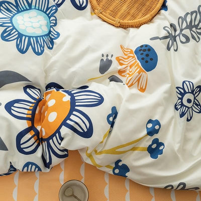 Béžový Povlak Na Přikrývku Malé Modré Květy