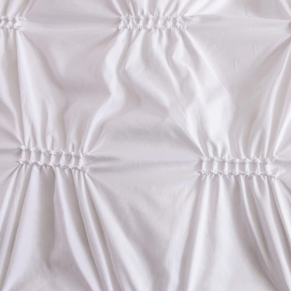 Bílý Plisovaný Povlak Na Peřinu