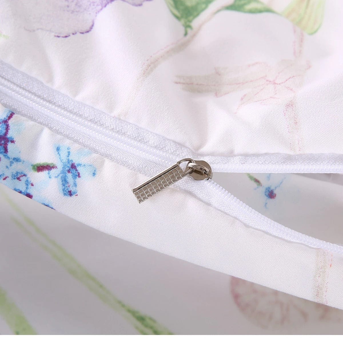 Bílý Povlak Na Přikrývku S Květinami