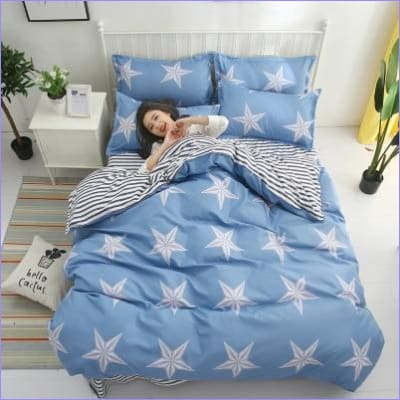 Modrý Povlak Na Přikrývku A Hvězdy