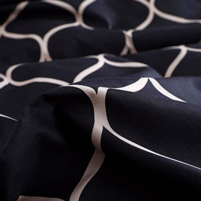 Povlak Na Peřinu S Černým Orientálním Vzorem